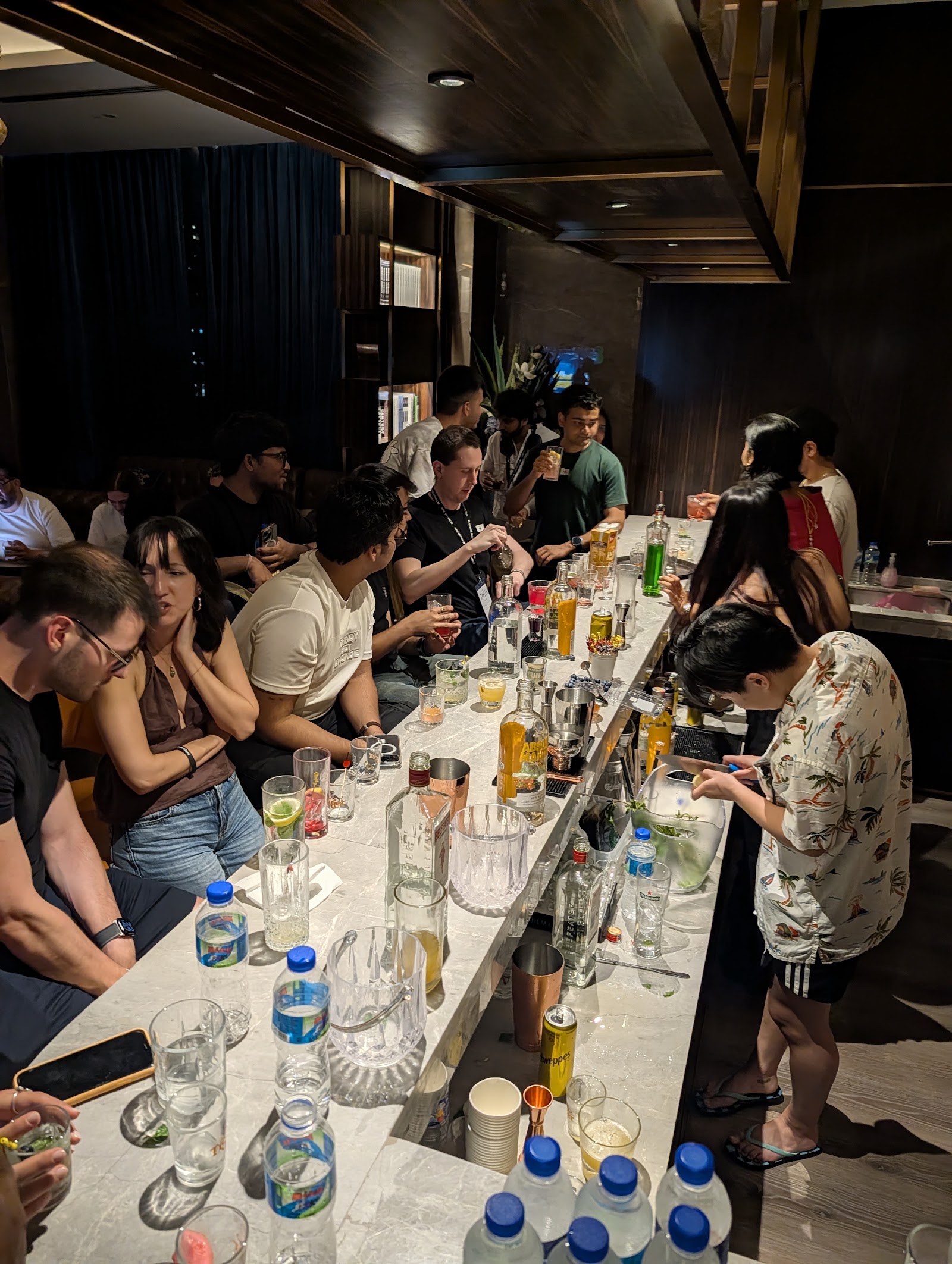 Bar takeover, full counter